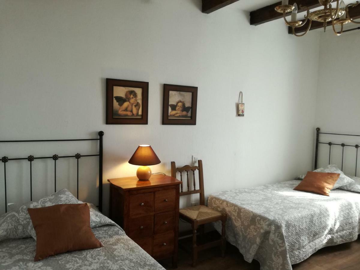 Los Canarios Calzadilla de la Cueza Exterior foto