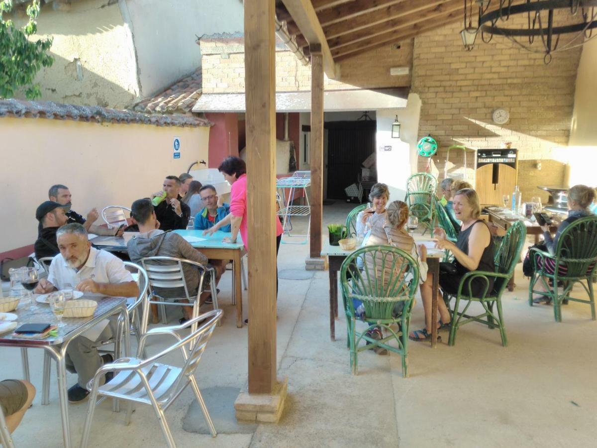 Los Canarios Calzadilla de la Cueza Exterior foto